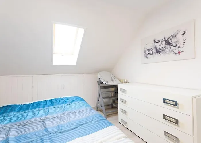 Motor Valley Penthouse - Al Caminetto 아파트 *